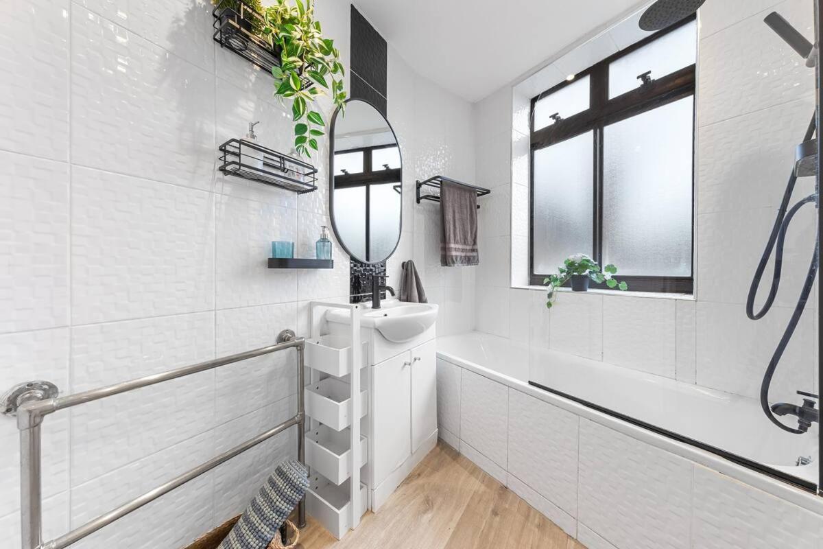 Stylish, Fully Equipped Central Apartment Beside Hyde Park ลอนดอน ภายนอก รูปภาพ